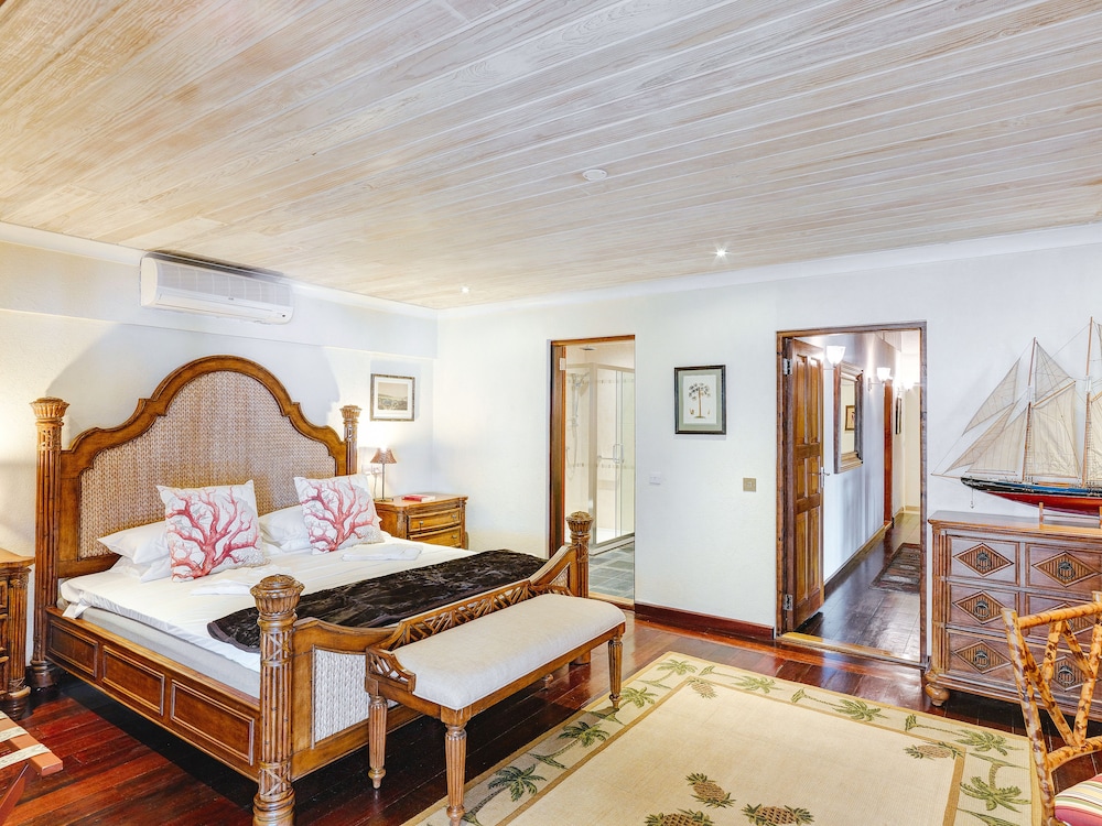 Bequia Beach Hotel 56/78