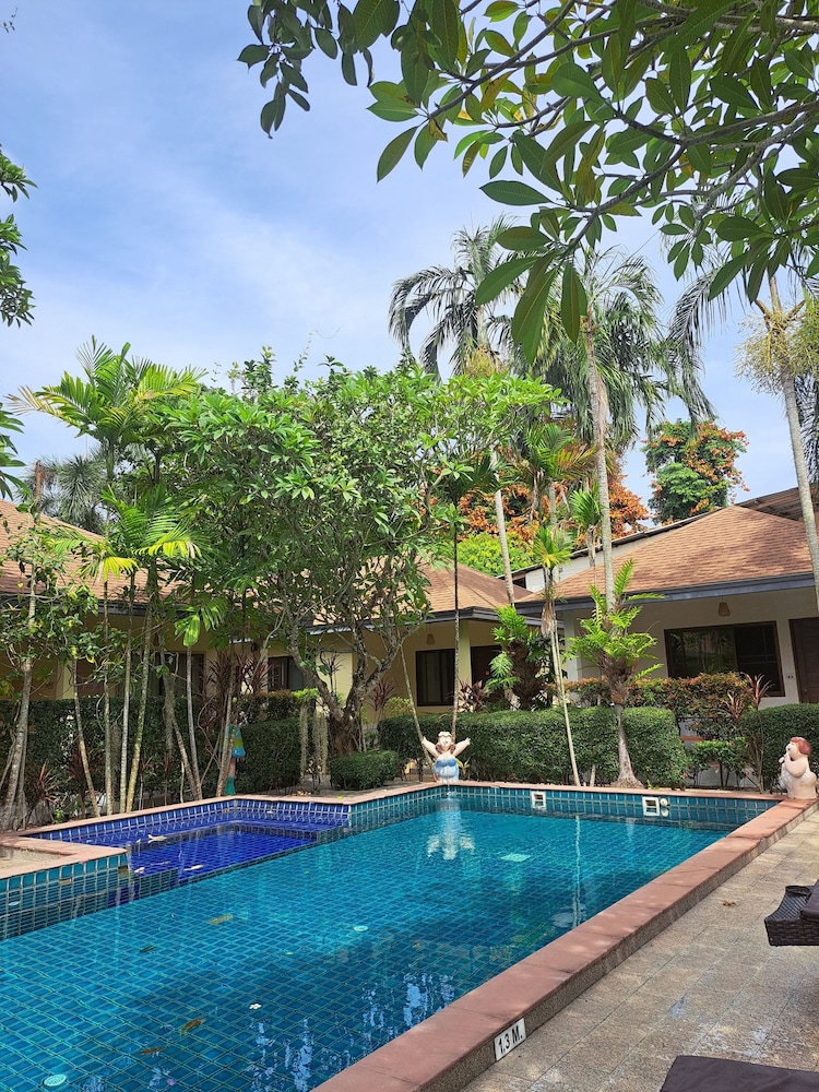 Happy Cottages Phuket 37/42