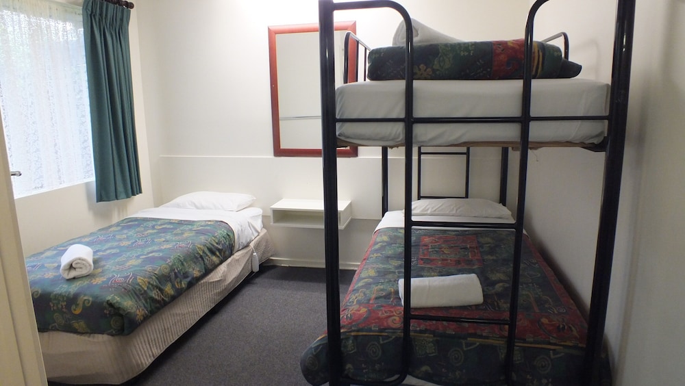 Warrnambool Motel And Holiday Park 11/74