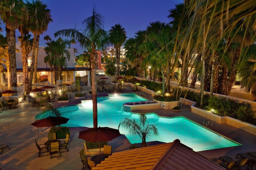 Crowne Plaza Phoenix Chandler Golf Resort 9/61