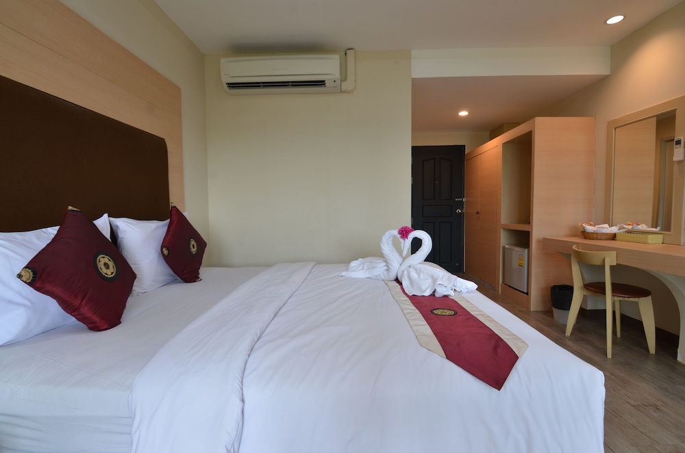 Tara Garden Hotel 13/50