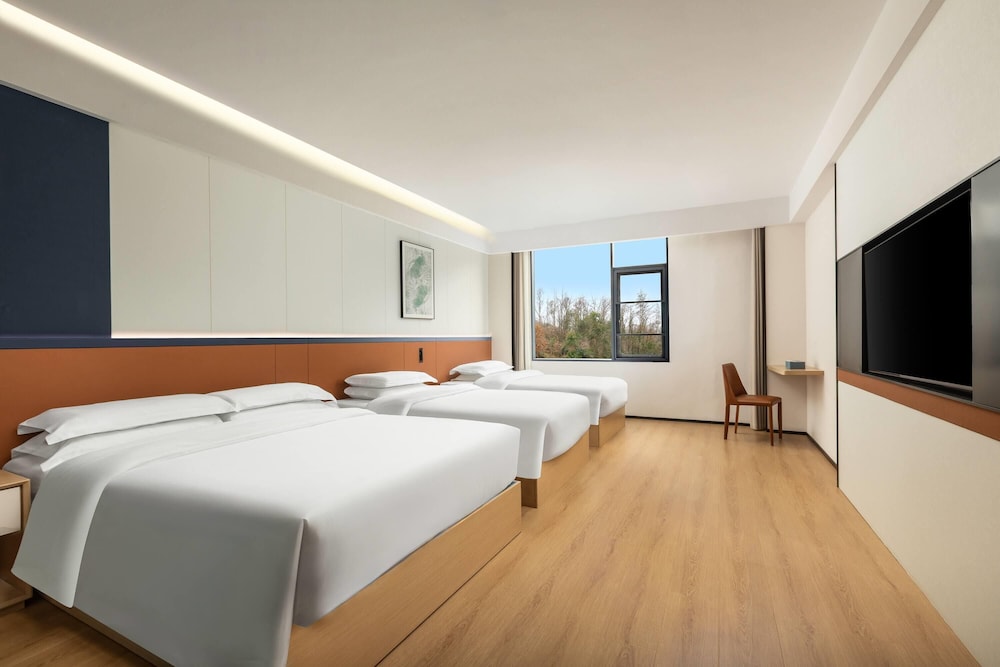 Days Inn by Wyndham Enshi Gaoping 9/18