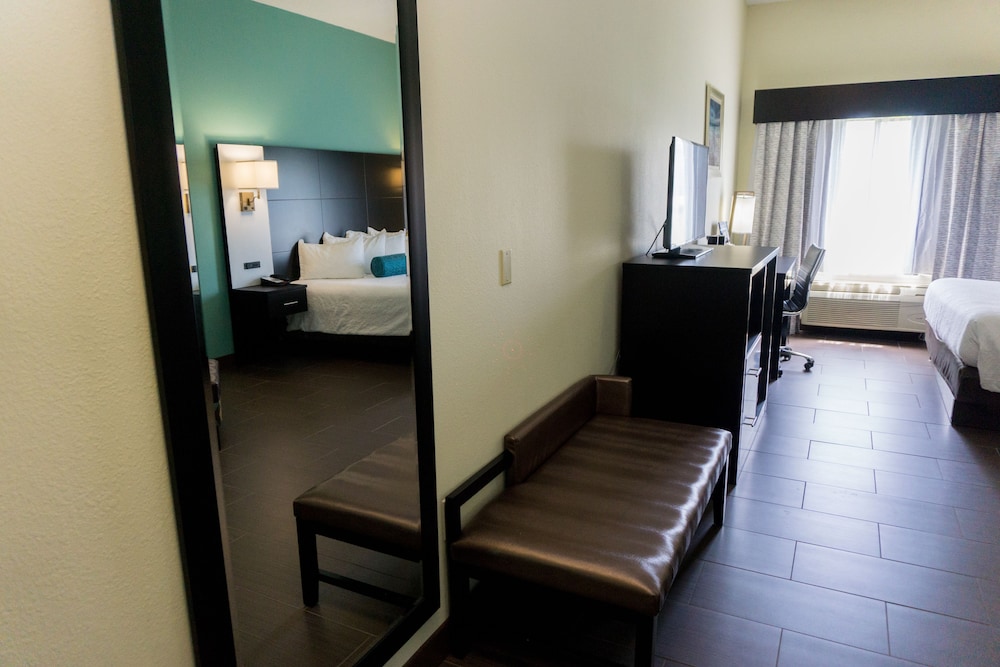 Best Western Mayport Inn & Suites 28/34