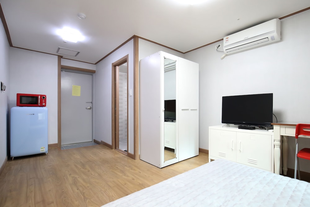 SB Guest House 16/23
