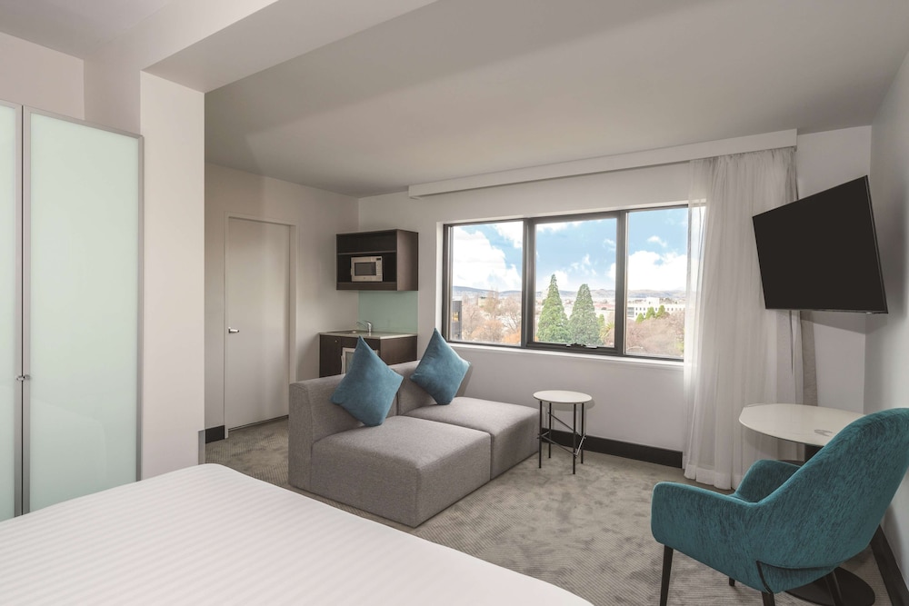 TRAVELODGE HOBART 56/70