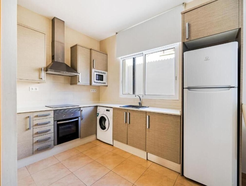 Luxury Apartments Puerto Valencia 50/50