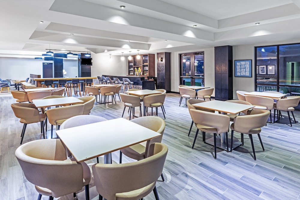 Holiday Inn Hotel & Suites Stillwater - University West 47/60
