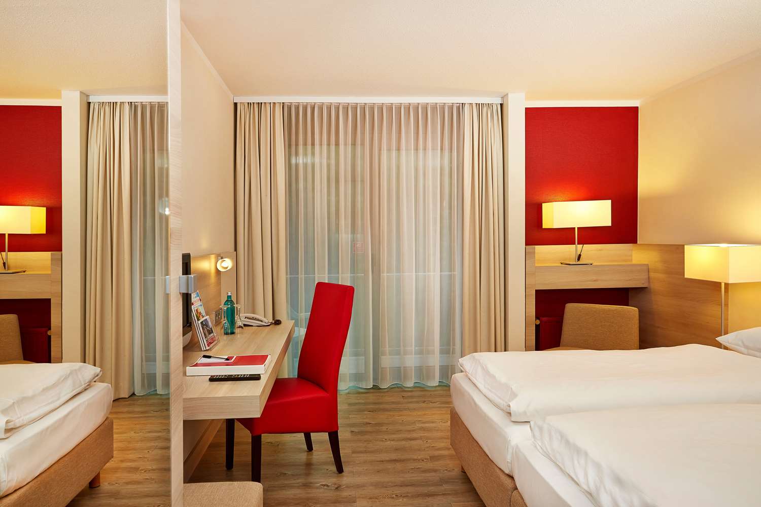 H+ HOTEL BAD SODEN 9/32