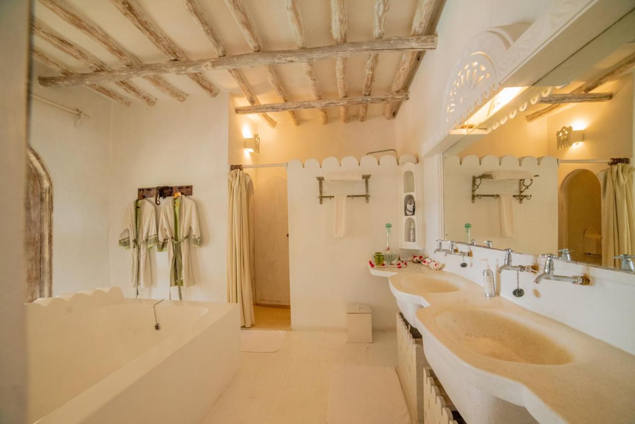 Nuri Boutique Hotel & Villas 51/54