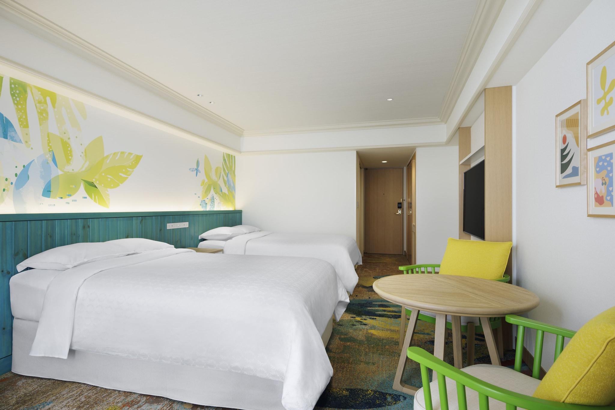 Room, Quadruple, with View