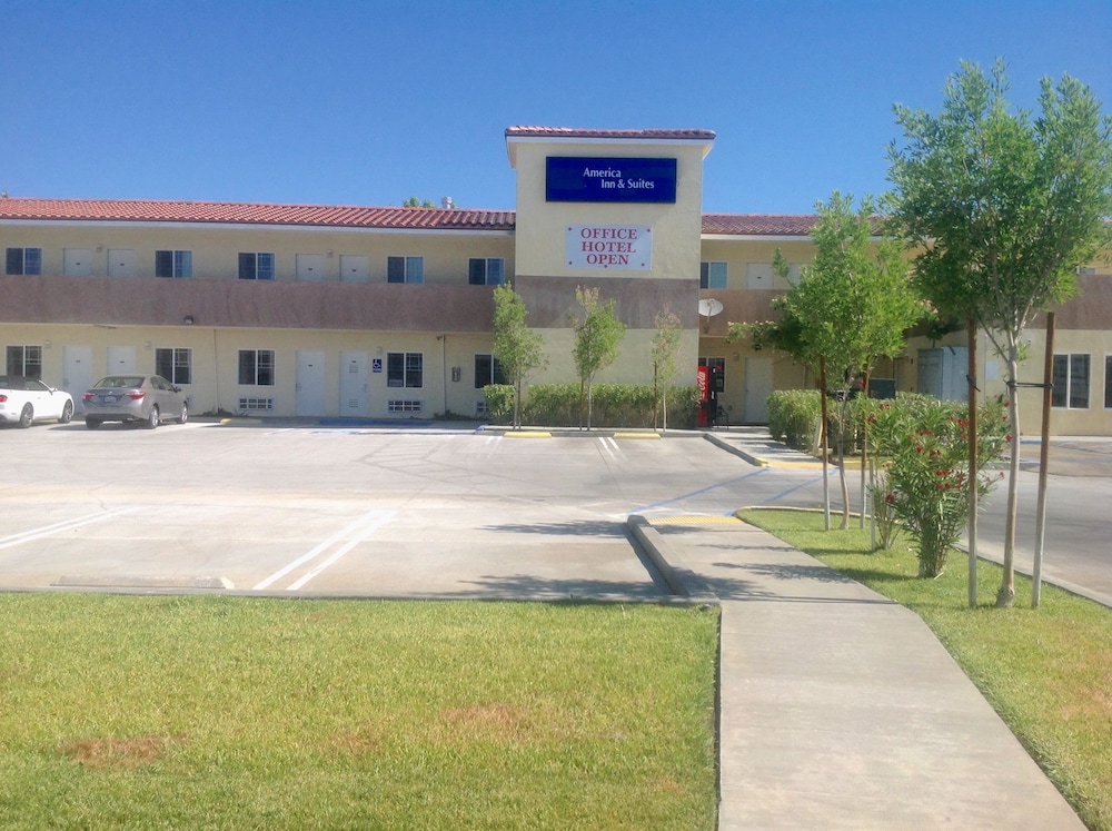 America Inn Suites 8/45