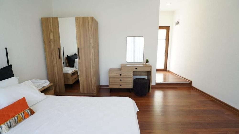 Muyo House Urla 10/28