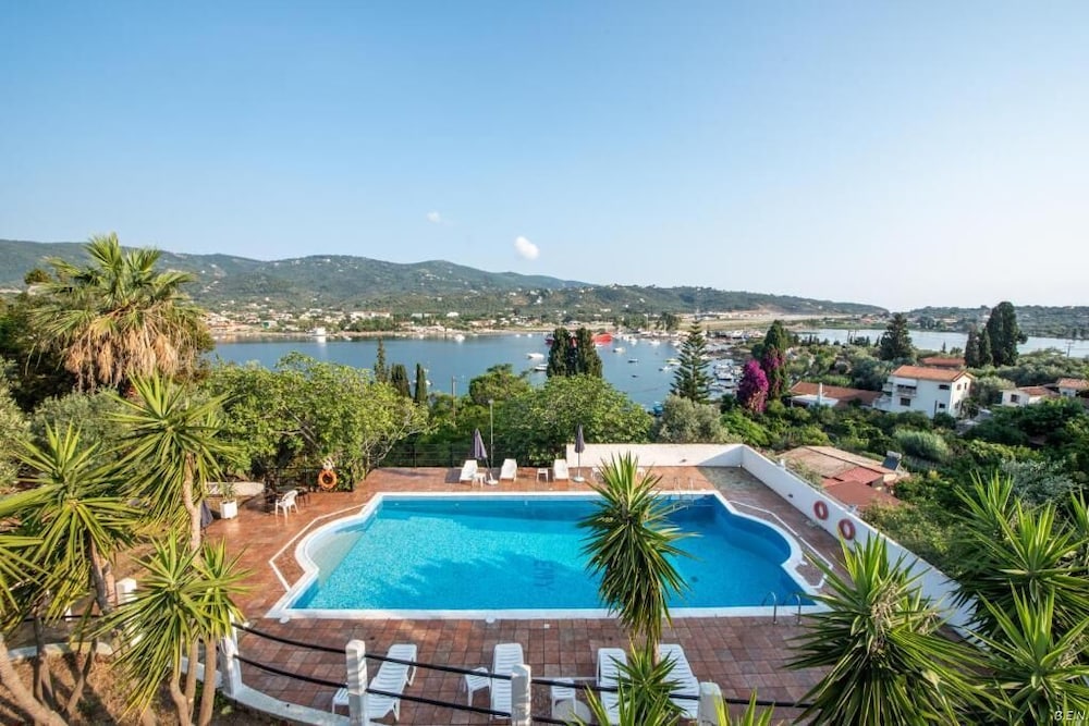 Anamar Skiathos 34/48