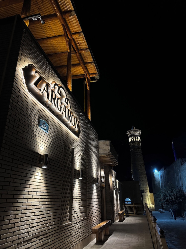 Zargaron Boutique Hotel 2/25