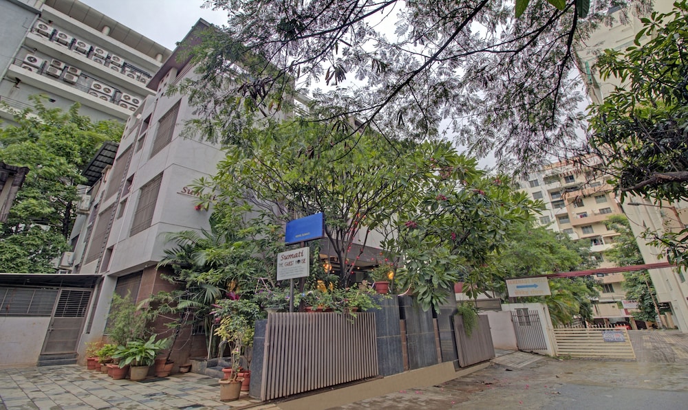Treebo Trend Sumati Baner 36/39