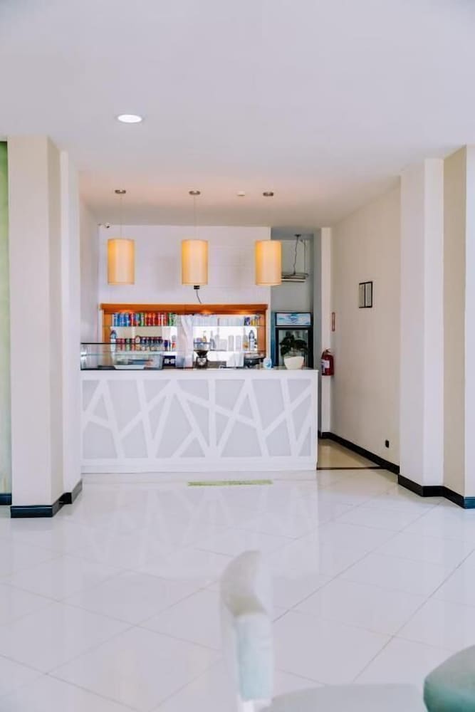 Beira Terrace Hotel 2/50