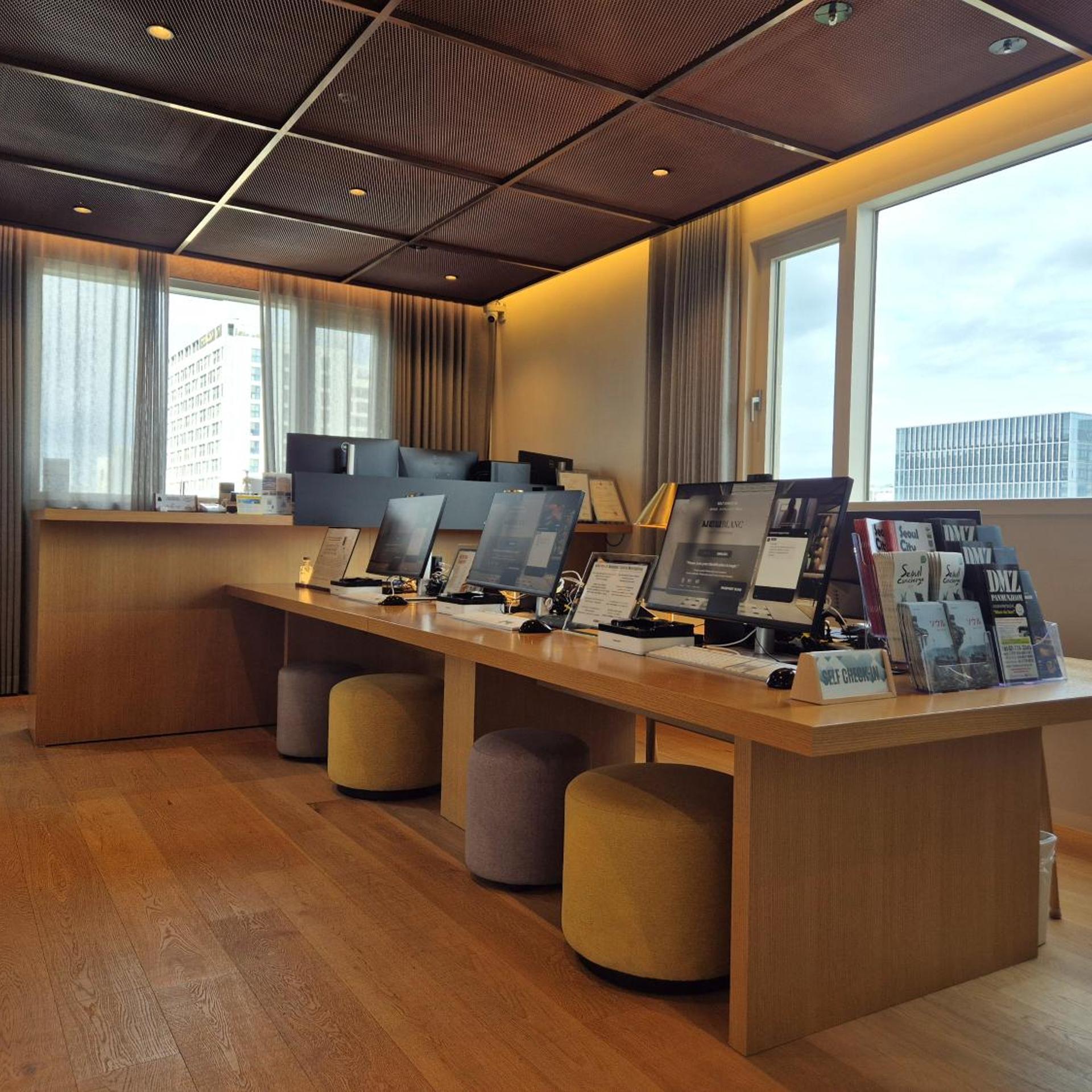 New Blanc Central Myeongdong 39/49