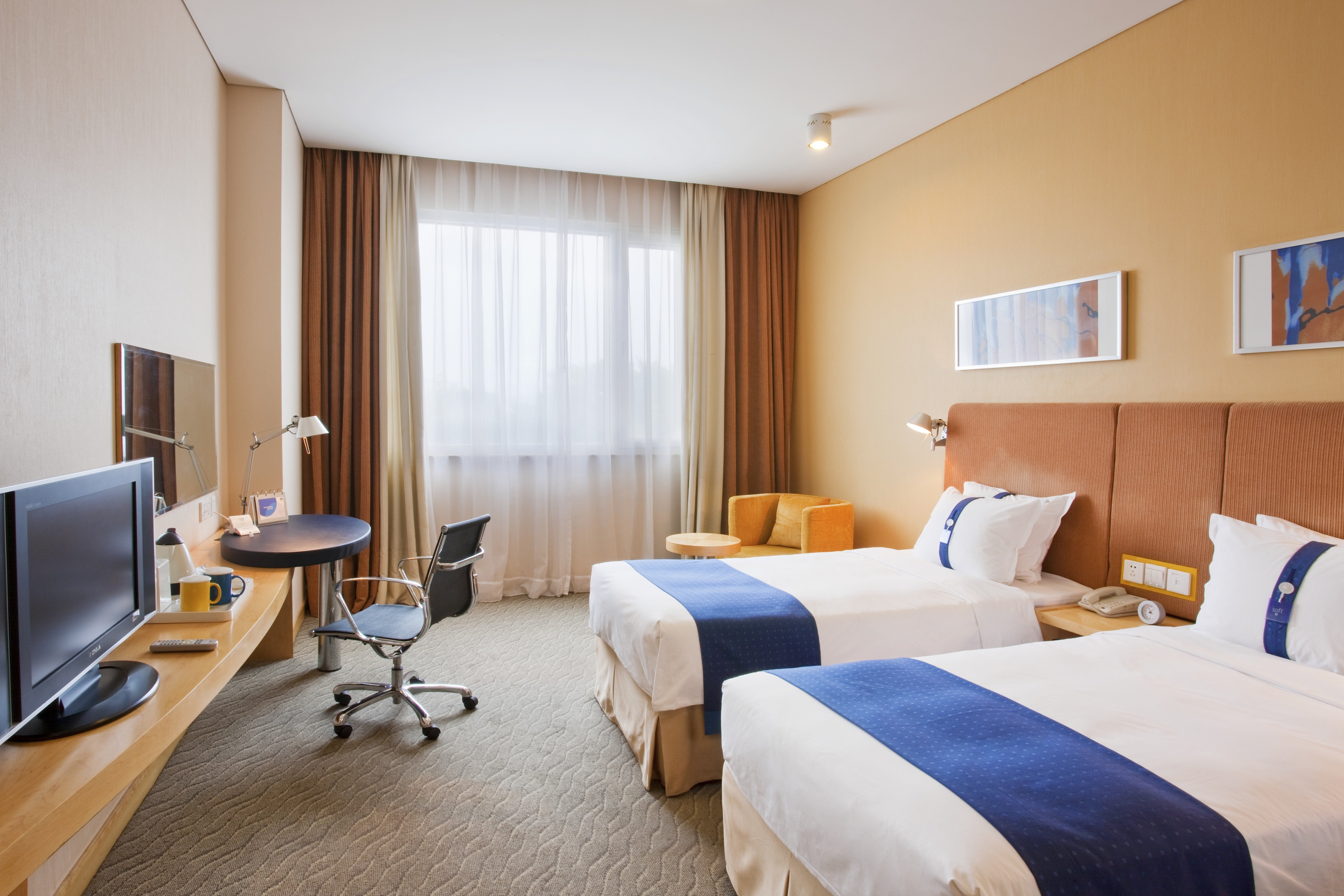Holiday Inn Express Beijing Shangdi 19/50
