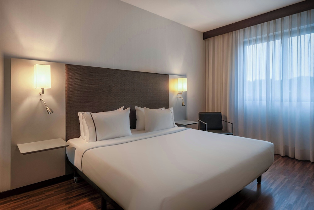 Ac Hotel Padova By Marriott 17/50