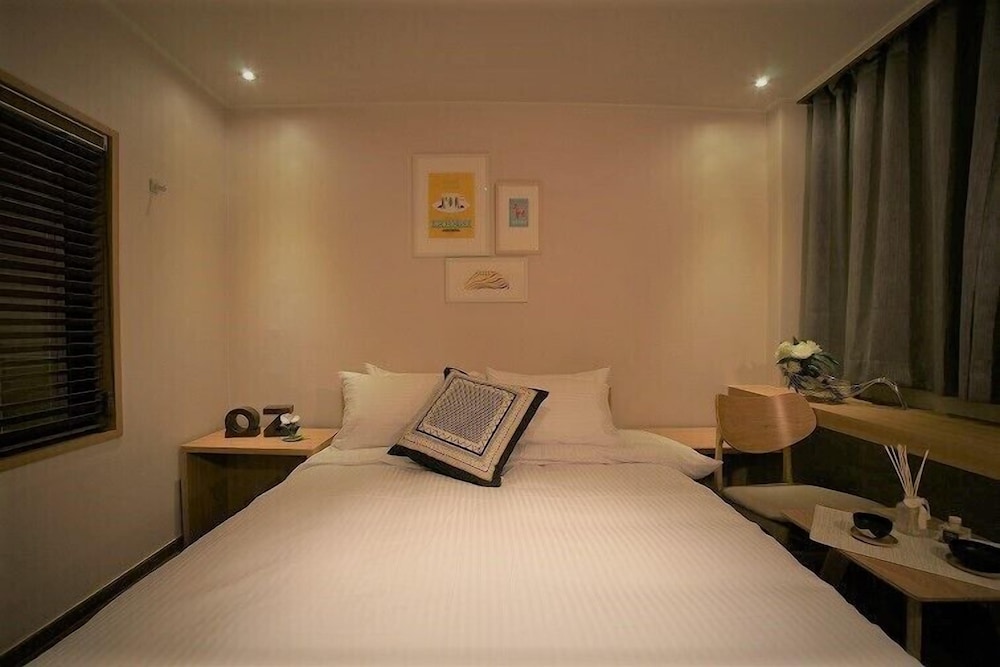 Hotel Haru 9/10
