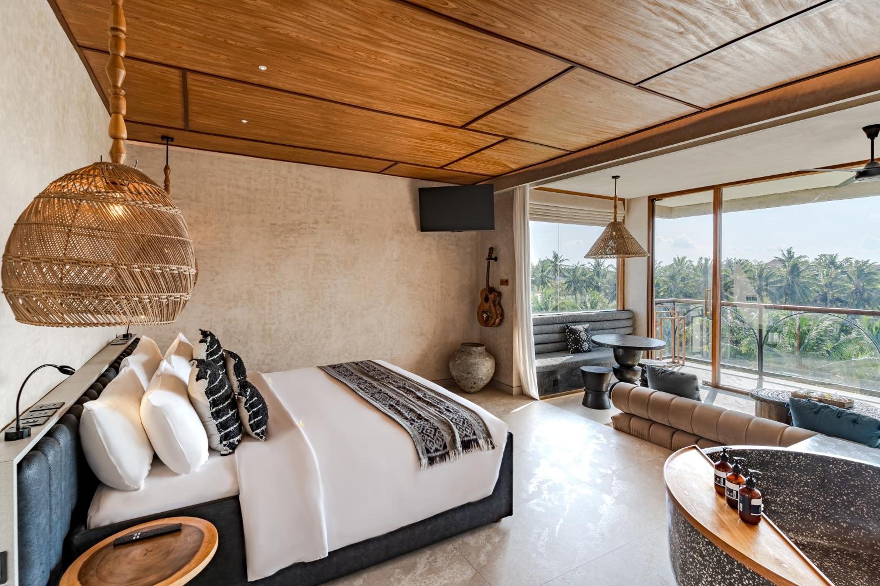 PANORAMA, PENTHOUSE