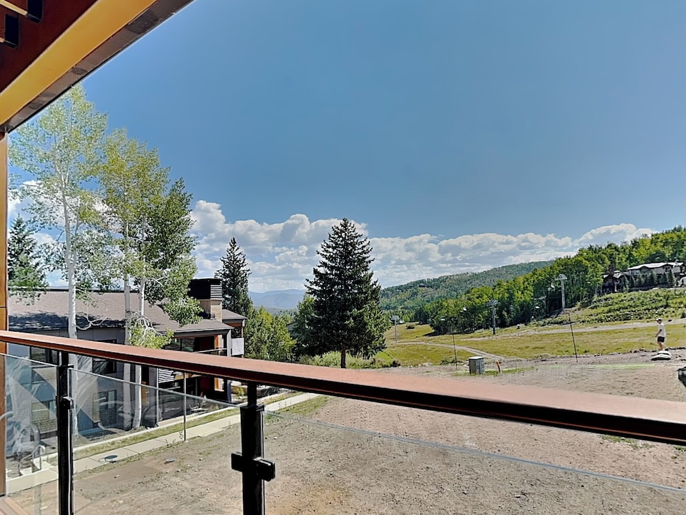 Timberline Condominiums 74/81