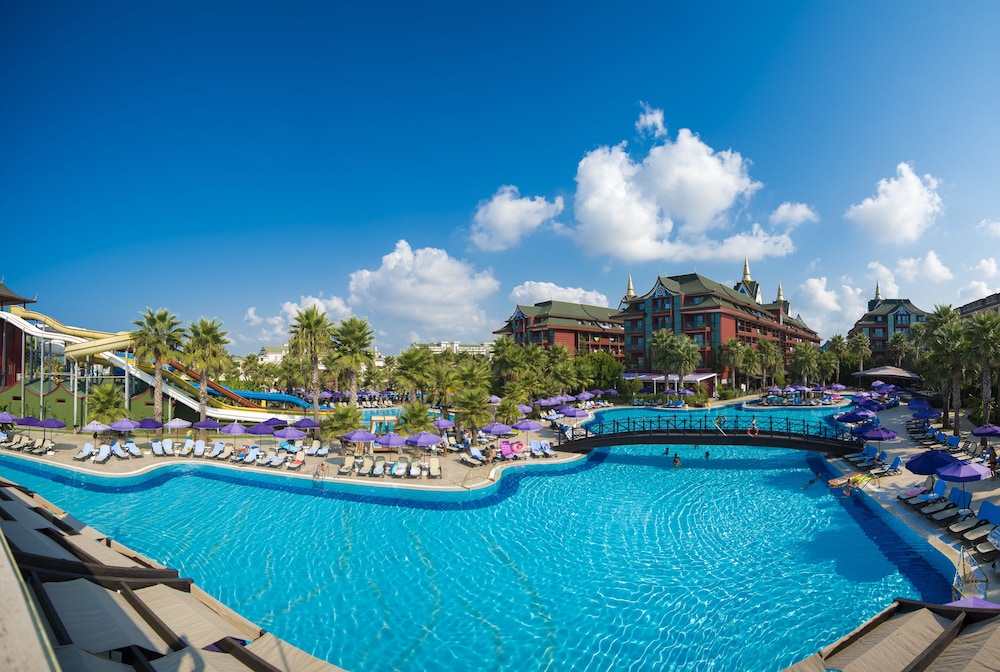 Siam Elegance Hotels and Spa 29/35