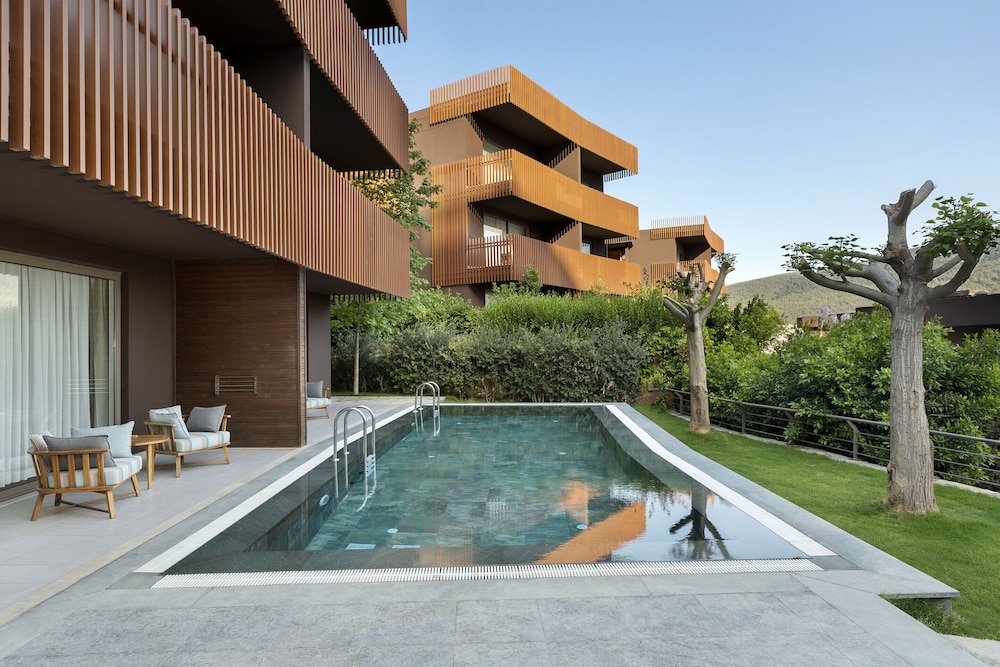 Titanic Luxury Collection Bodrum in MILAS