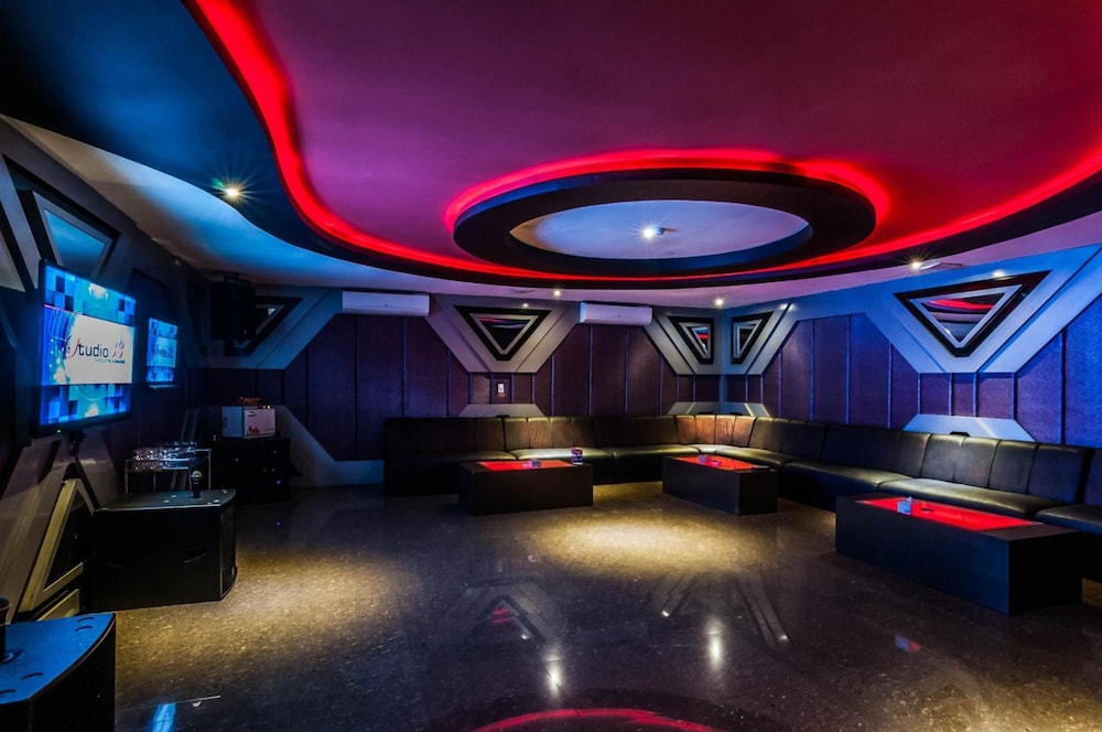 Claro Hotel Kendari 60/62
