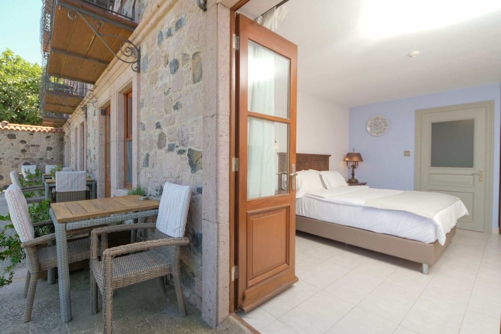 Cunda Labris Hotel 25/50