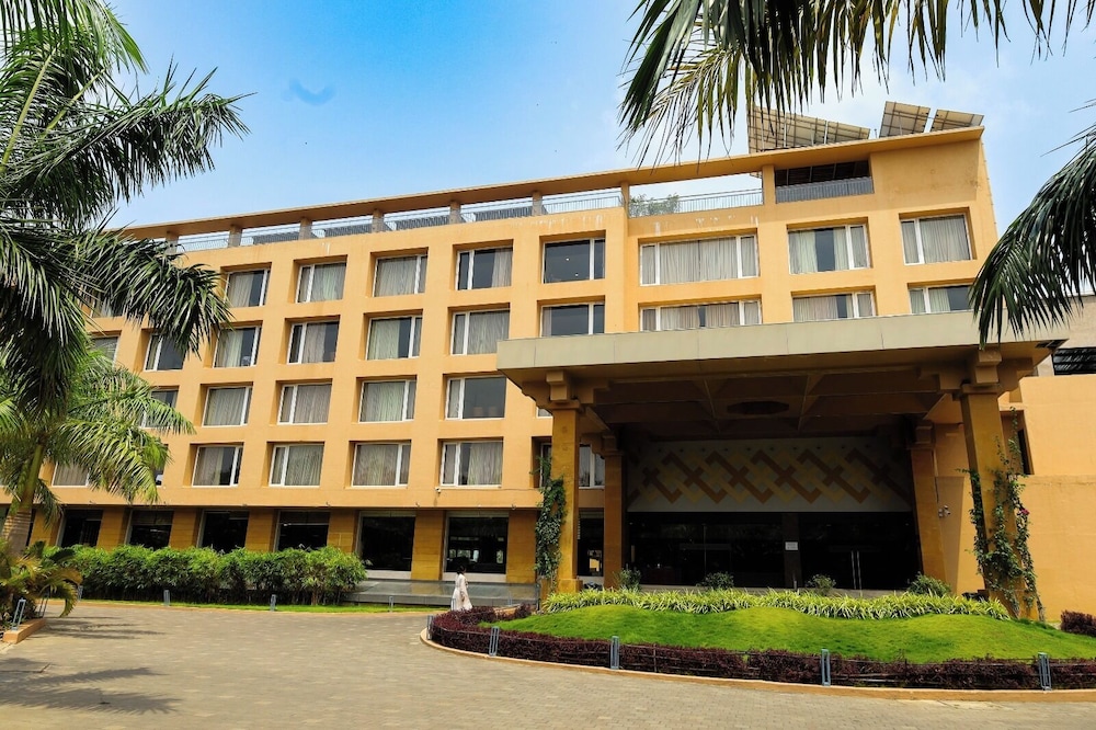 Devka Beach Resort 2/40