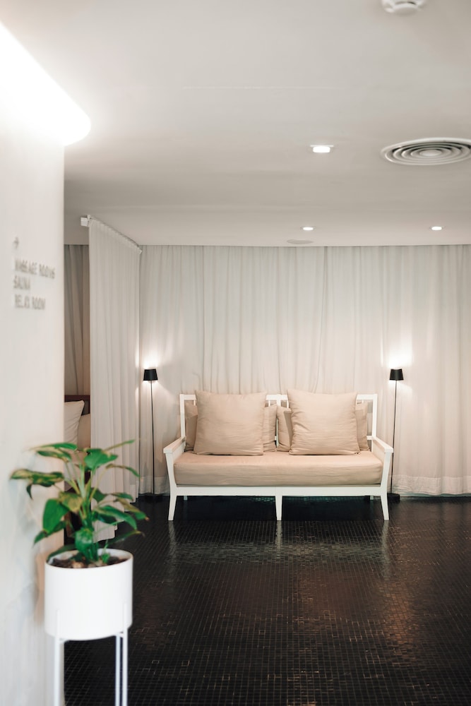 Casasur Palermo Hotel 10/66