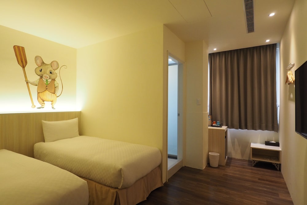 M-Hotel 13/62