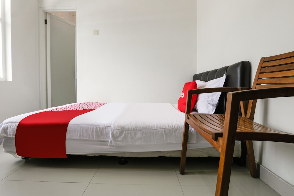 Hotel O Tamansari Guest House 5/11