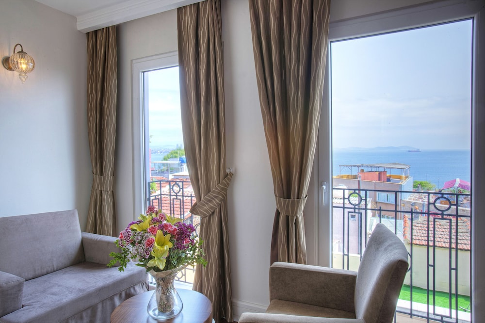 Aren Suites 30/44