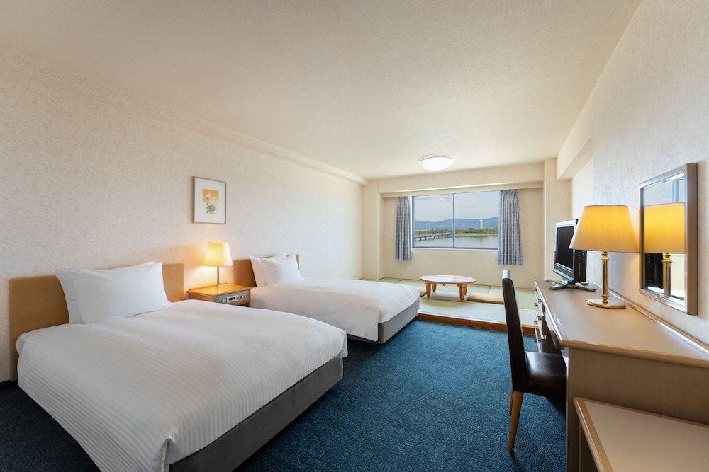 Grand Mercure Lake Hamana Resort & Spa 16/48