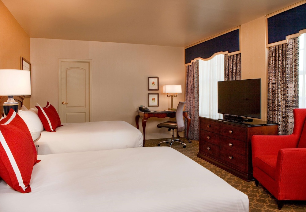 Hotel Roanoke Conference Ctr Curio Collection By Hilton 14/58