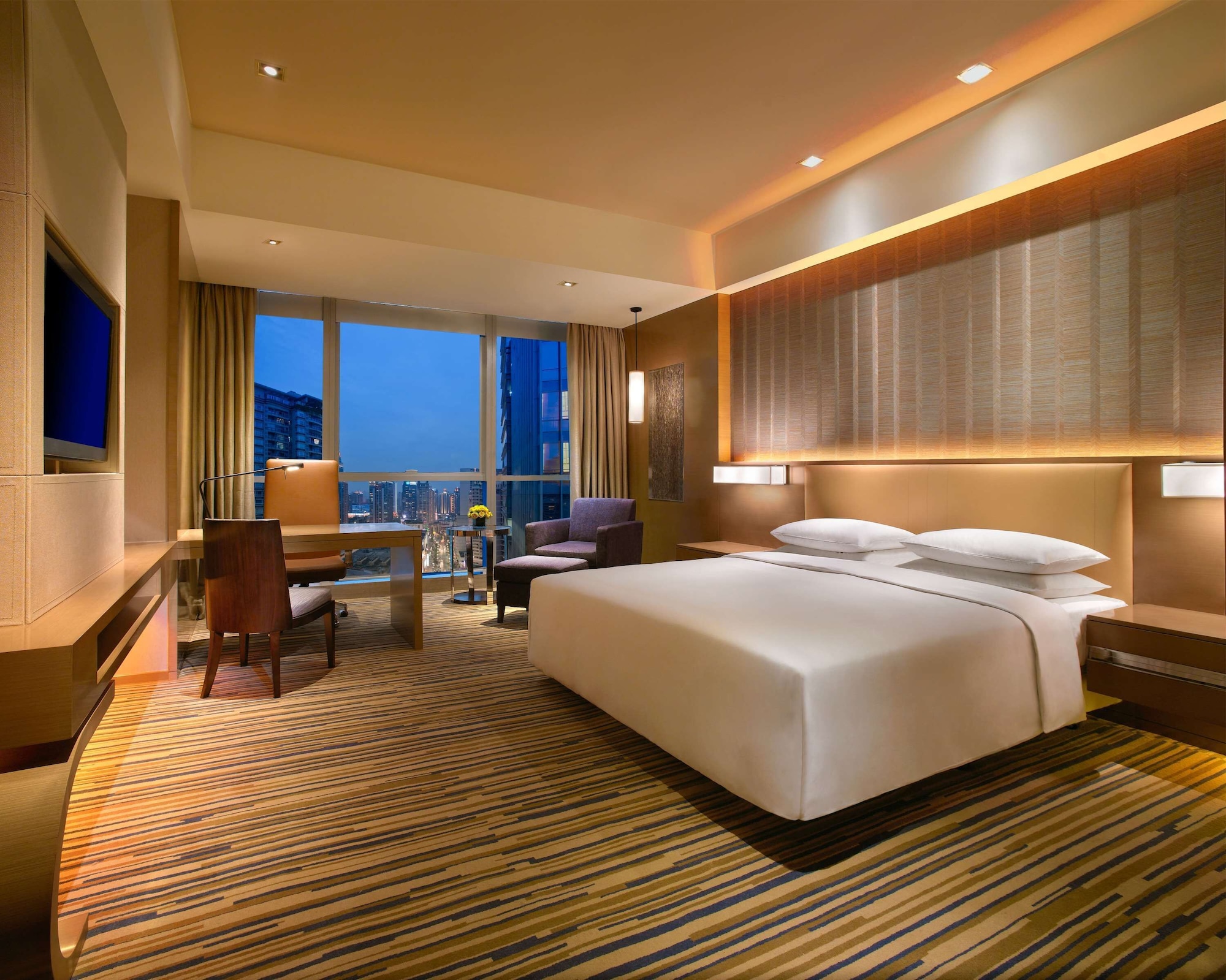 Regency, Executive, Suite, King Bed