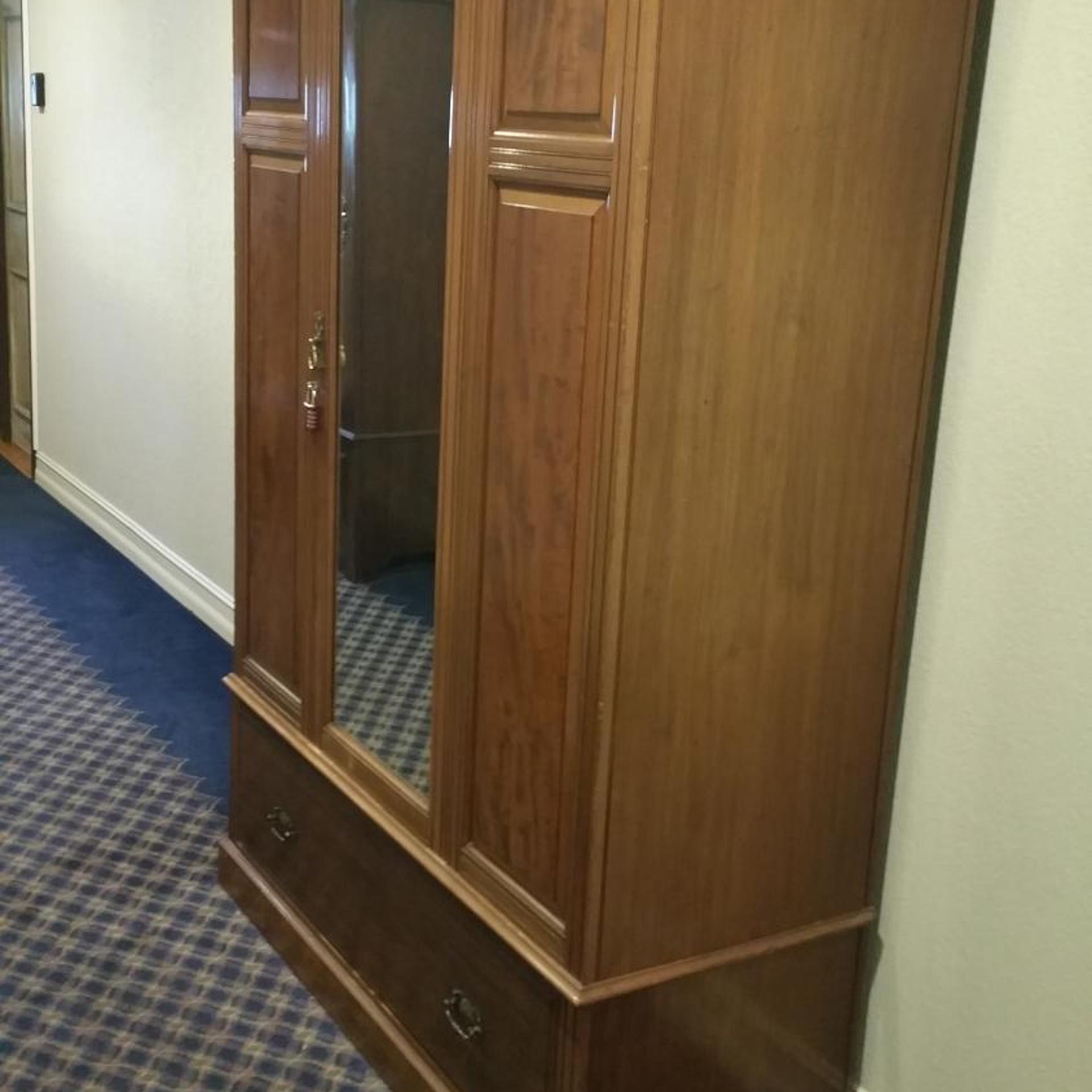 Hyde Park Hotel 30/51