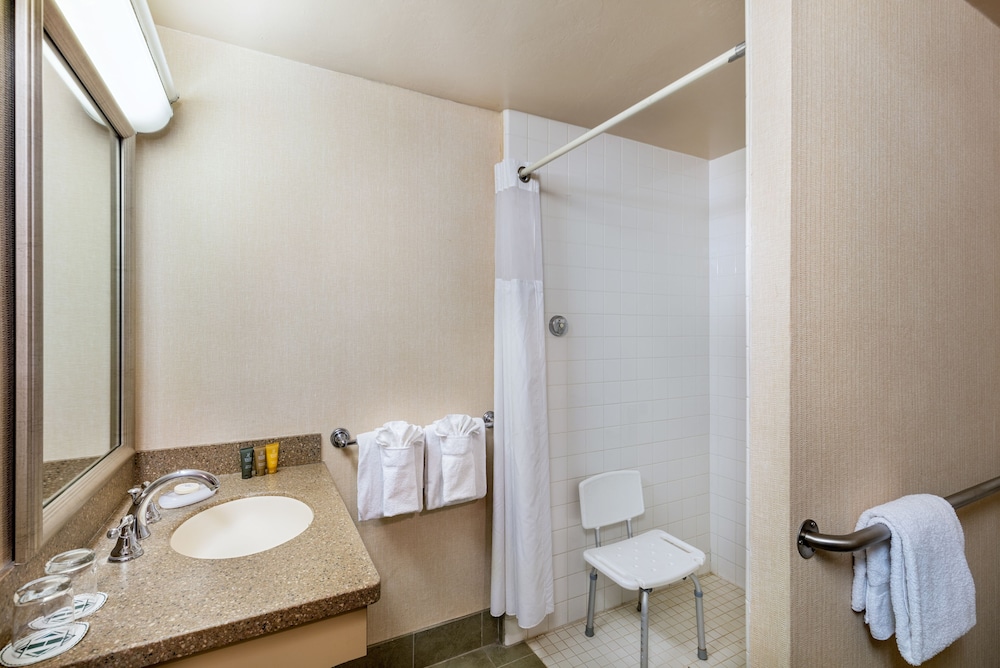 Handlery Hotel San Diego 44/45