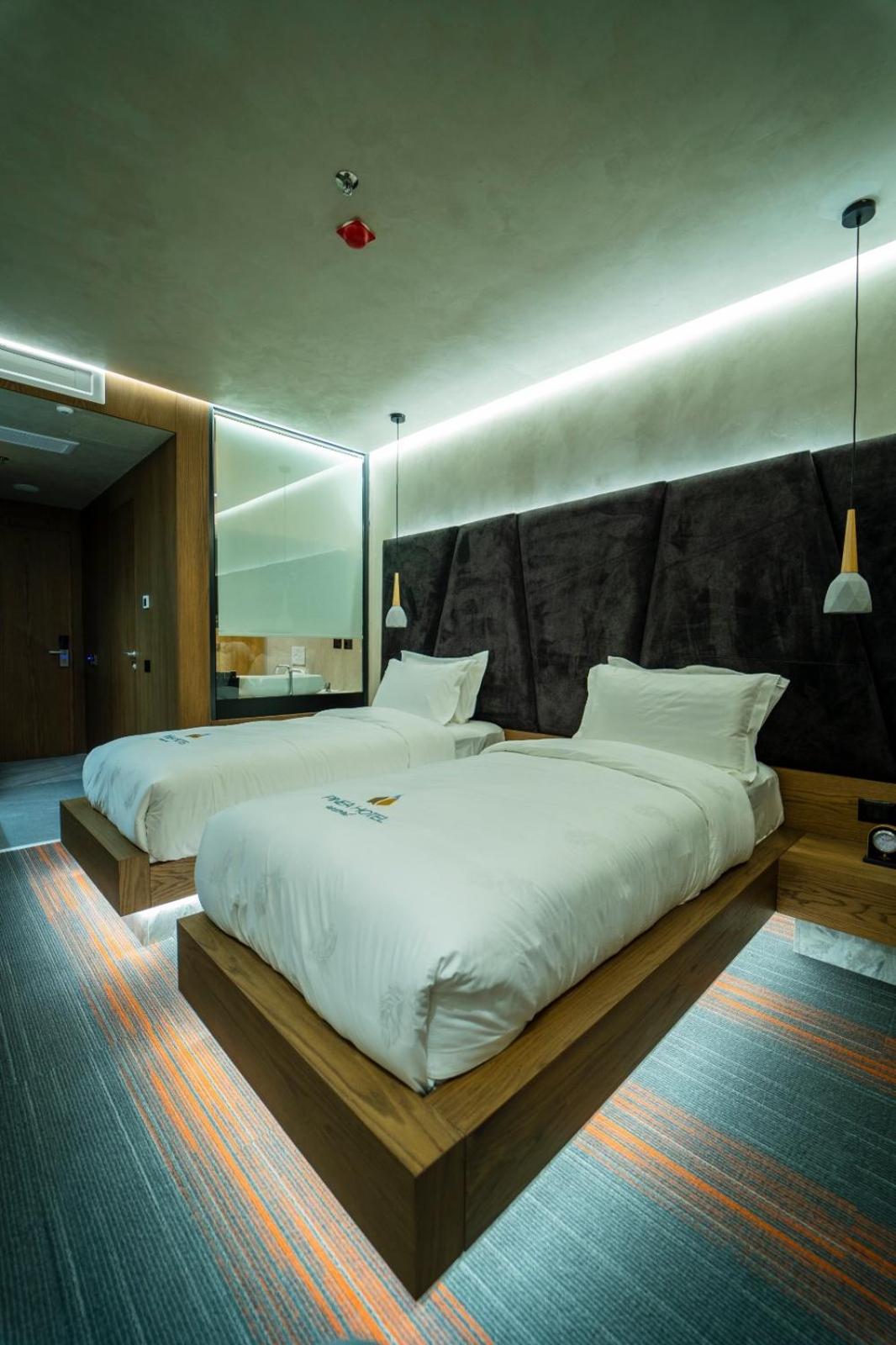 Pinea Hotel Resort & Spa 8/24