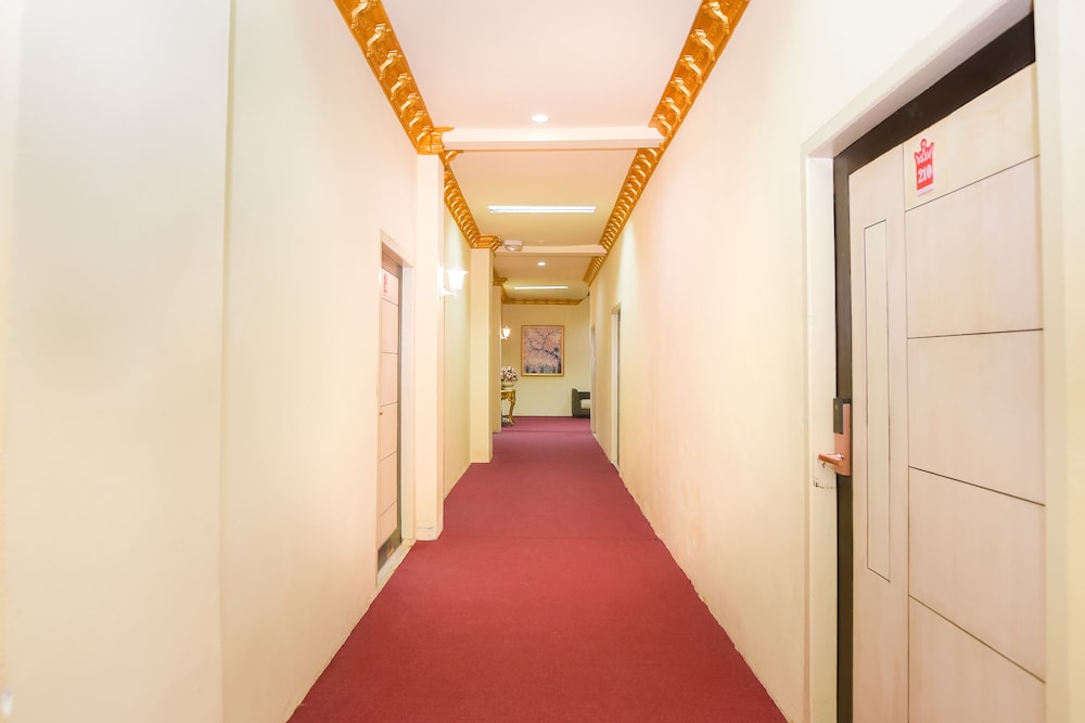 Hotel Capital O 854 Ub Caisar Hotel 21/28
