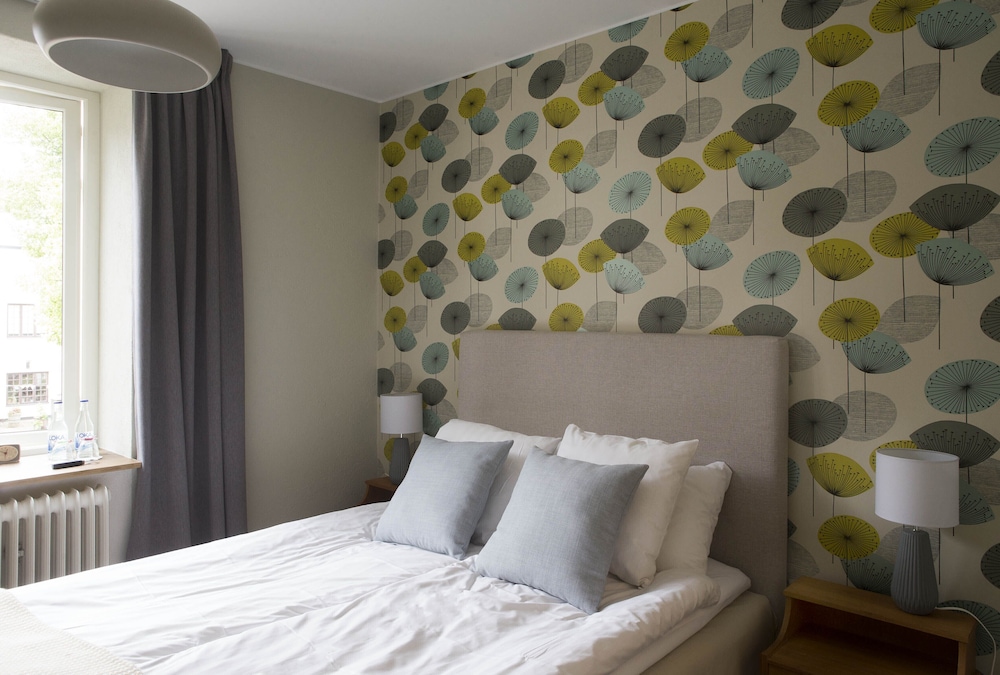 Hotell Bla Blom 15/50