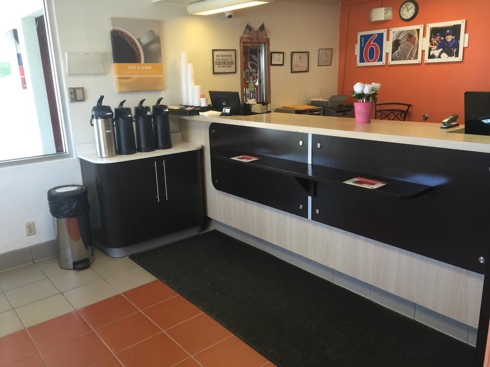 Lobby at Motel6 Ely, NV, ELY - NV