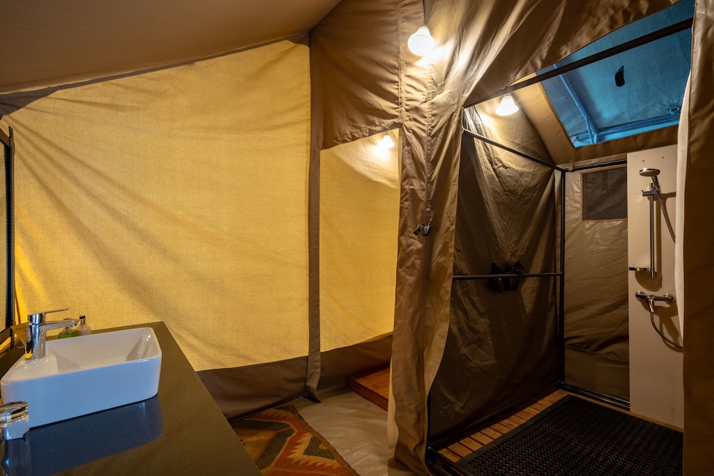 Serengeti Sametu Camp by Karibu Camps & Lodges 32/50