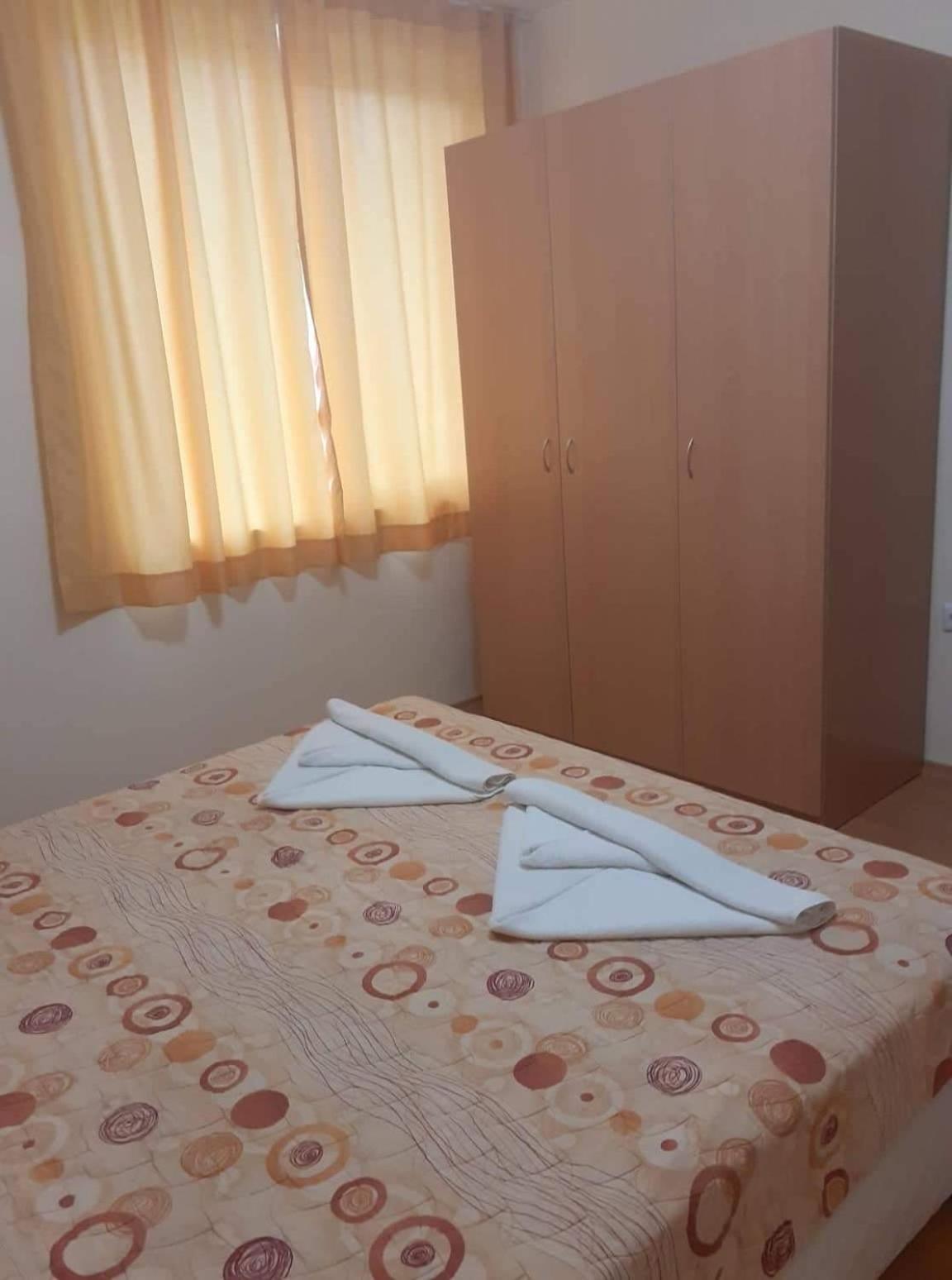 Bravo 1 Aparthotel 5/24