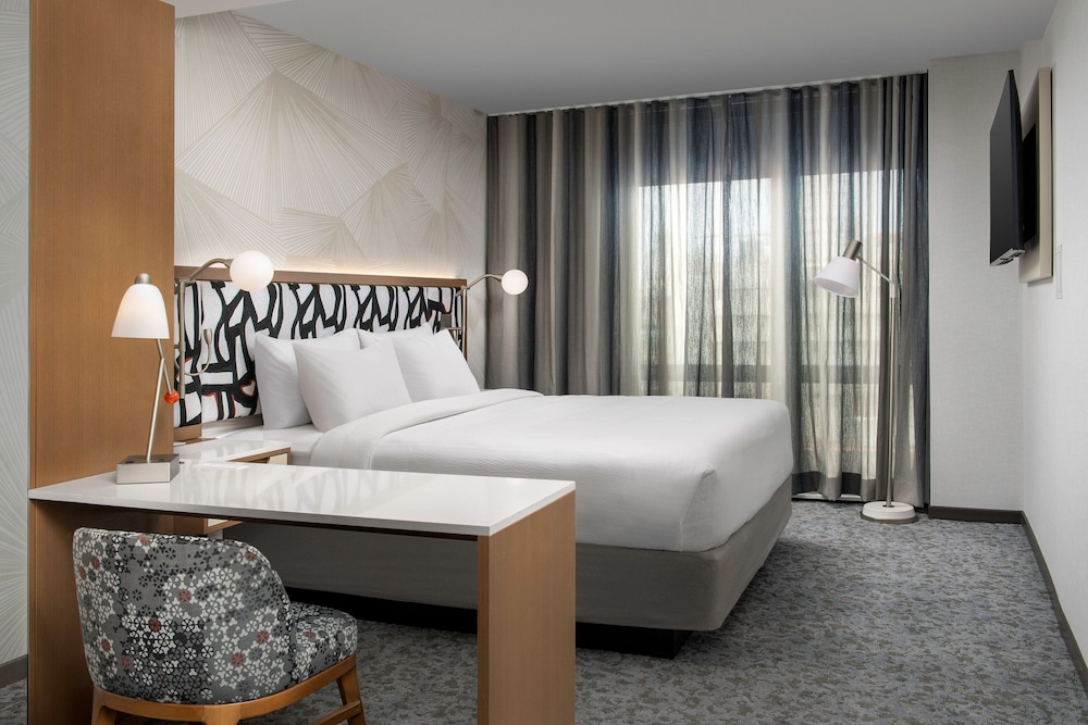 Room at SpringHill Suites New York Queens, NEW YORK - NY