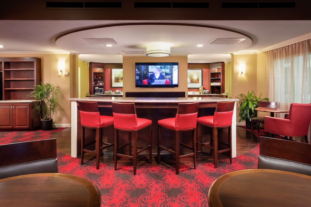 DoubleTree by Hilton Columbia South Carolina 8/43