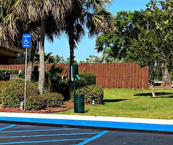 Hampton Inn Biloxi/Ocean Springs 23/24