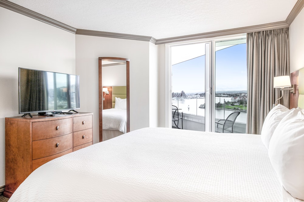 Victoria Regent Waterfront Hotel & Suites 23/86